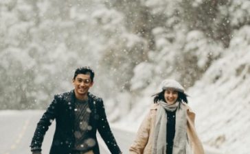Tips Romantisme Dengan Pasangan Tanpa Ribet Saat Traveling